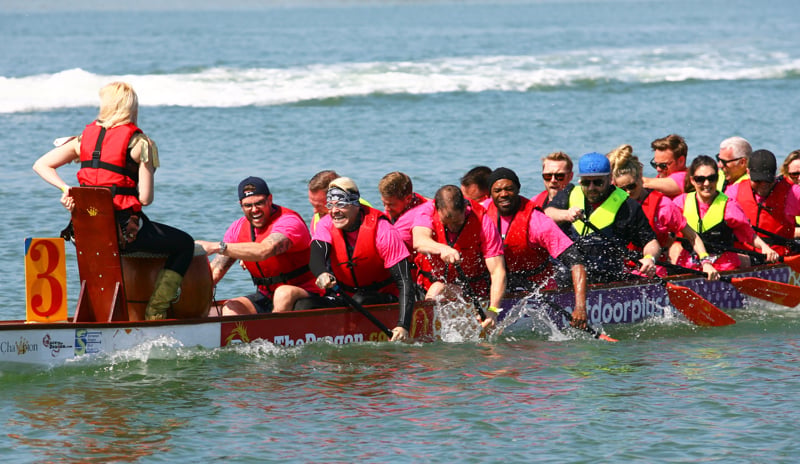 CELEBRITIES AND BUSINESSES RACE FOR CHARITY ON THE MEDINA