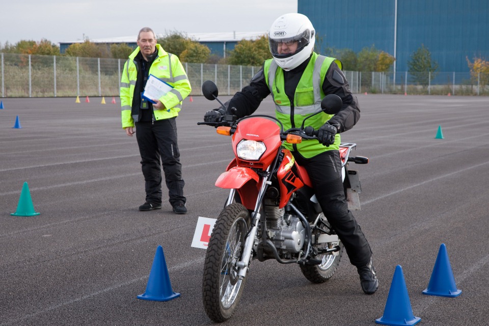 MOTORCYCLE RIDERS MOST LIKELY TO PASS ON THE ISLE OF WIGHT