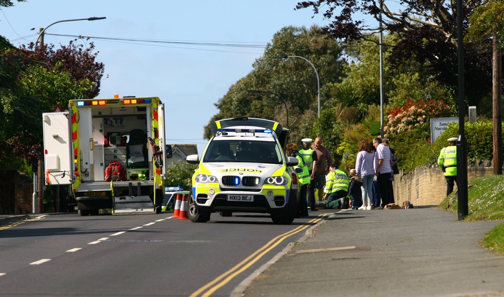 CHILD HIT BY CAR ON SANDOWN’S BROADWAY