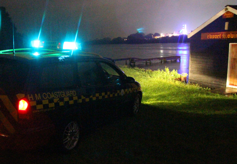 MAJOR SEARCH UNDERWAY FOR 4 MALES ON THE RIVER MEDINA