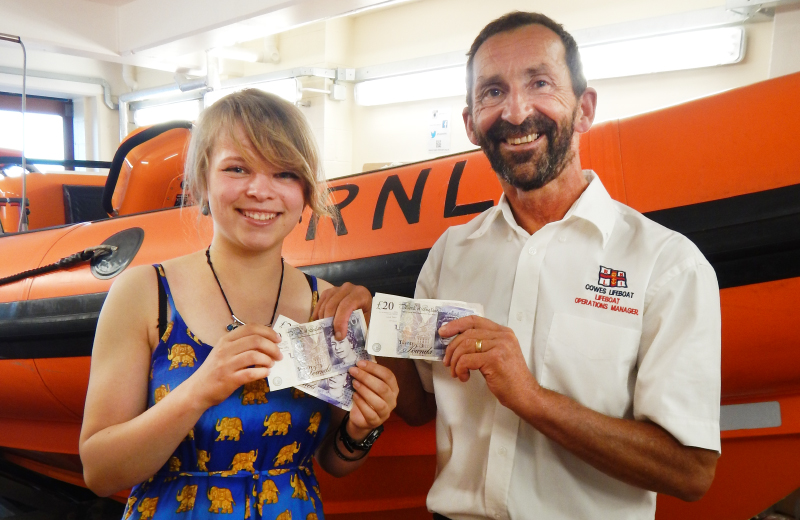 SHELLBY REACHED FOR THE SKY TO FUNDRAISE FOR RNLI