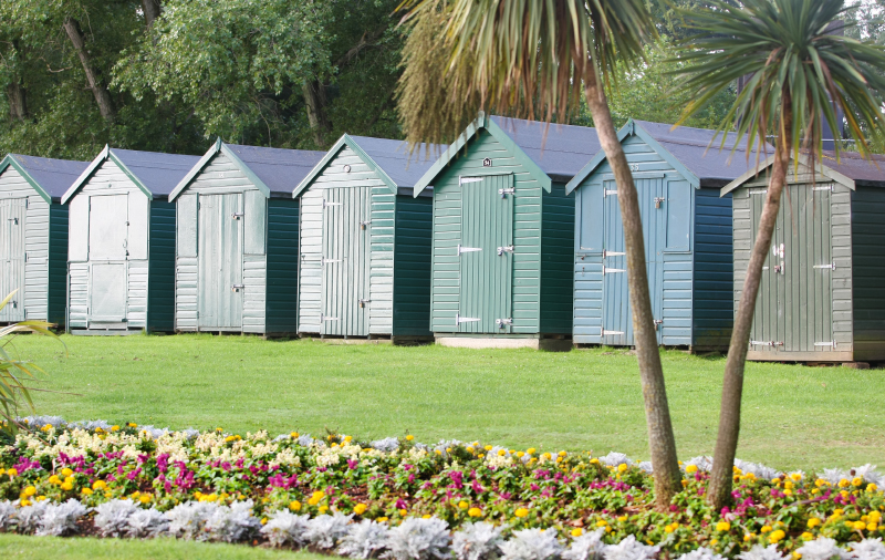 SUPPORT GROWS TO DITCH RYDE’S GREEN BEACH HUTS