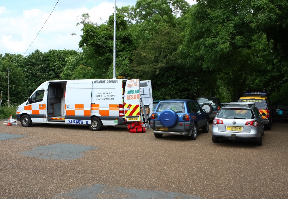COASTGUARD AND WIGHTSAR JOIN SEARCH FOR MISSING LONDON MAN
