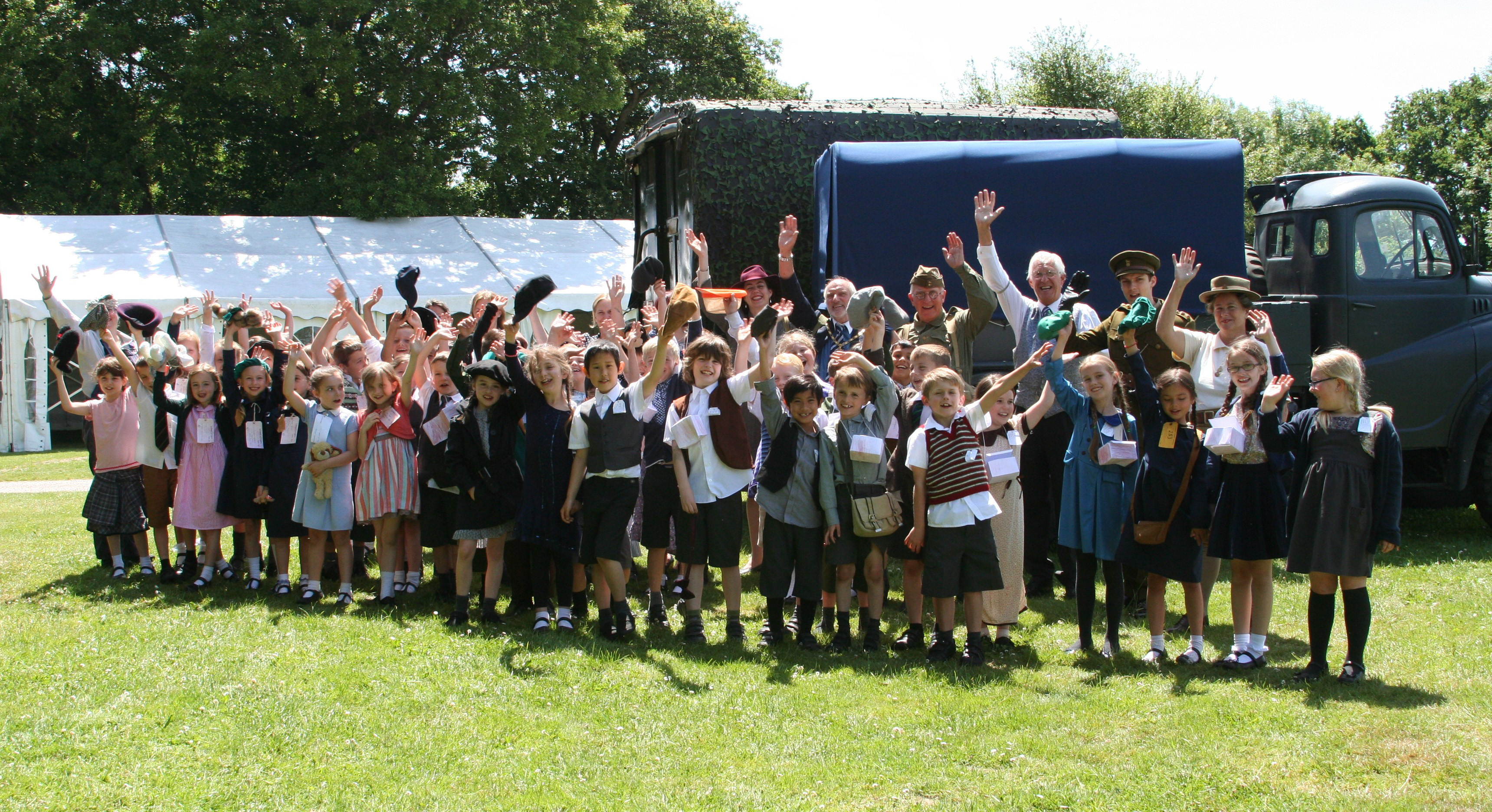 PUPILS TO EXPERIENCE WORLD WAR II EVACUATION