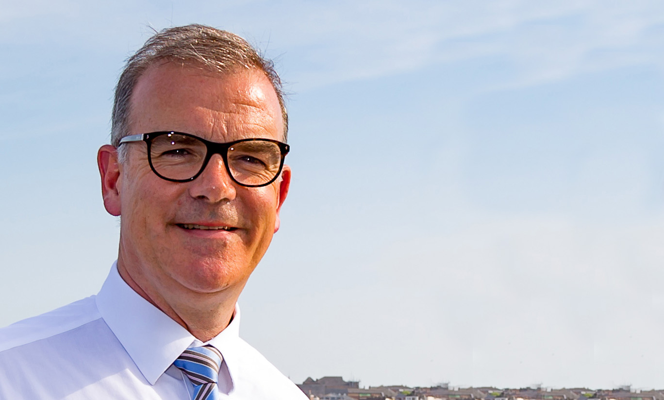 ISLANDERS CAN MEET WIGHTLINK MANAGERS OVER STRAWBERRIES AND CREAM