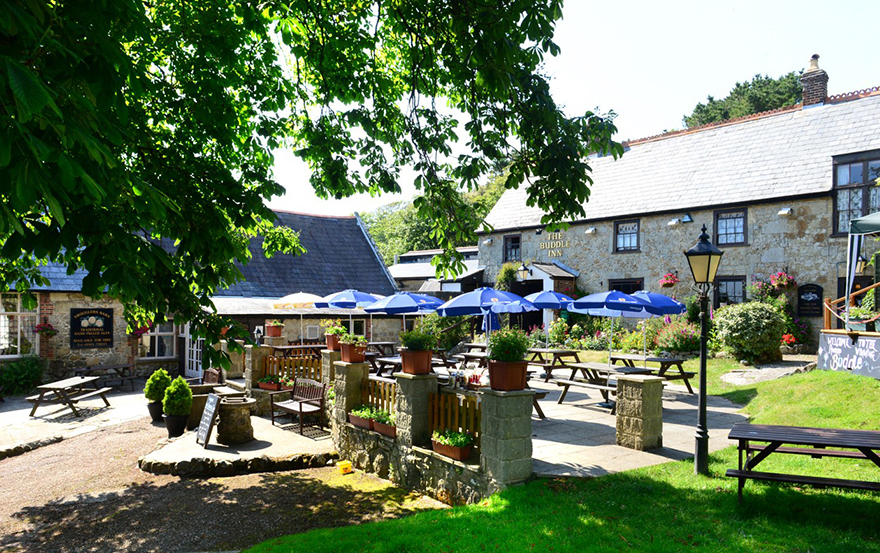 NITON BUSINESSES NO LONGER NEED FEAR ROAD CLOSURE