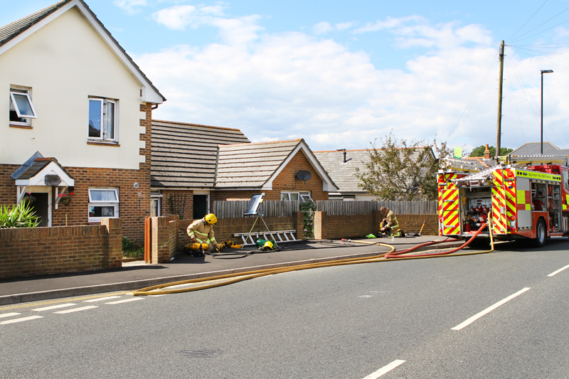GARDEN FIRE SPREADS TO RYDE PROPERTIES