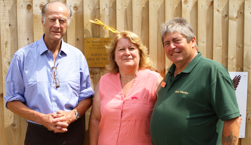SIR RANULPH FIENNES OPENS BIRD OF PREY CENTRE IN HAVENSTREET
