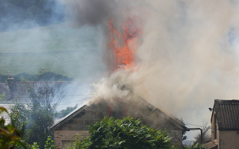 LARGE BLAZE BREAKS OUT IN WROXALL