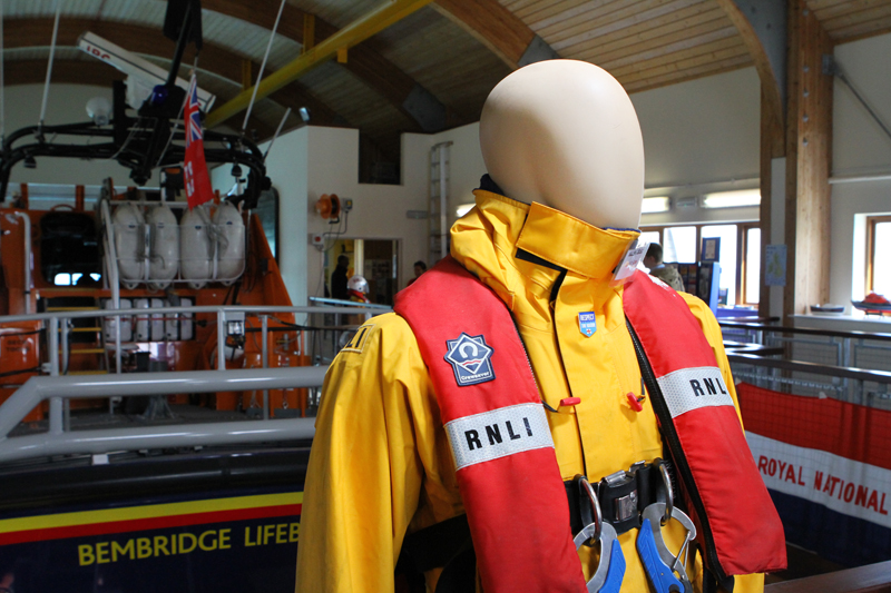 CROWDS ENJOY BEMBRIDGE LIFEBOAT OPEN DAY