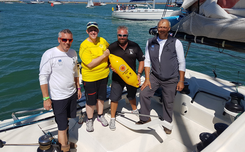 RECORD-BREAKING SAILOR AMONG THOSE SUPPORTING HOSPICE FENDERS