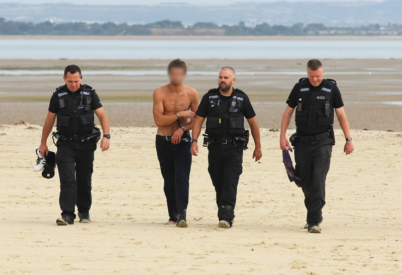 POLICE USE HOVERCRAFT TO ASSIST ARREST