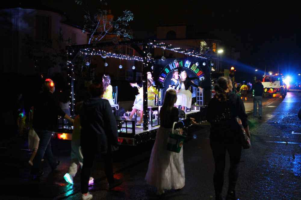 rydeilluminatedcarnival_003