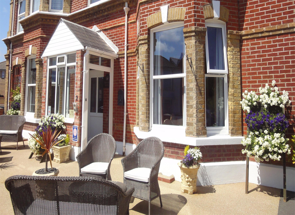 VISIT ENGLAND ANNOUNCES ISLAND’S ROSE AWARD WINNER