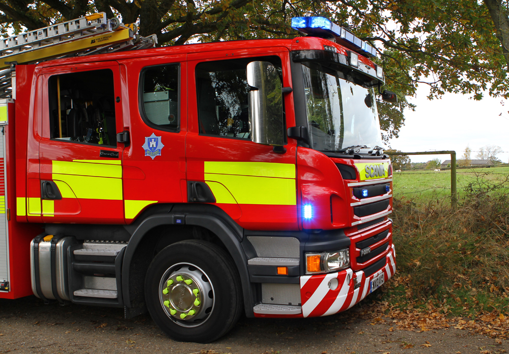 LARGE FIRE IN THE OPEN IN BINSTEAD