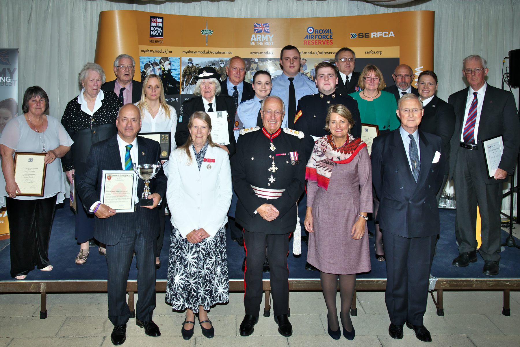 ISLANDERS AWARDED BY LORD-LIEUTENANT AT PRESENTATION