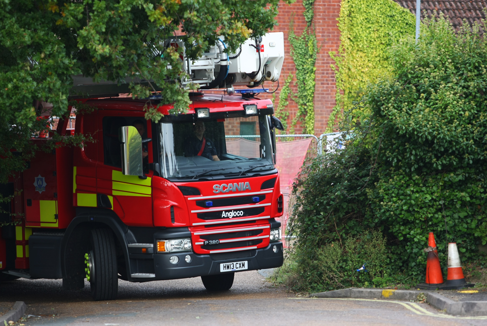 manfallsdemolitionatkinsondrive3