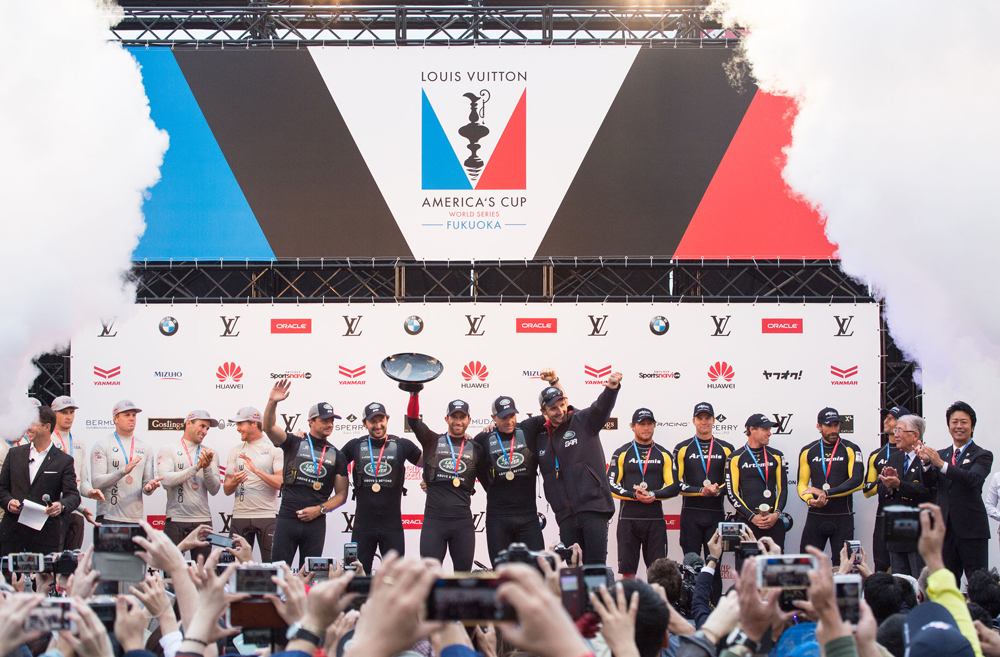 LAND ROVER BAR WIN JAPAN EVENT AND THE WORLD SERIES