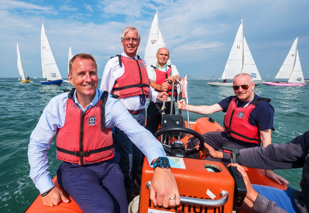 DEMAND FOR FIBRE BROADBAND SOARS WITH ISLE OF WIGHT PROJECT