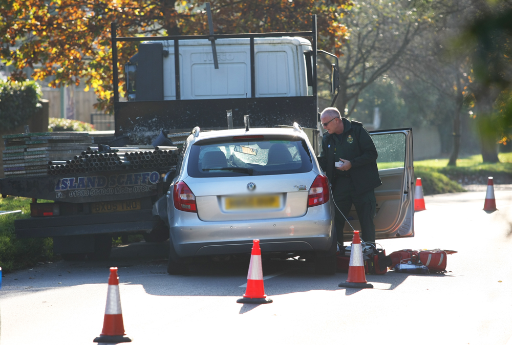 CAR CRASHES INTO SCAFFOLD LORRY