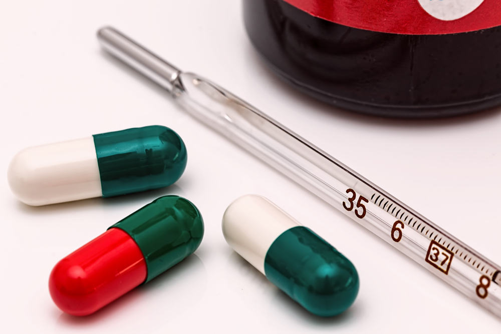 ISLANDERS URGED TO SEEK ADVICE FROM PHARMACISTS FIRST
