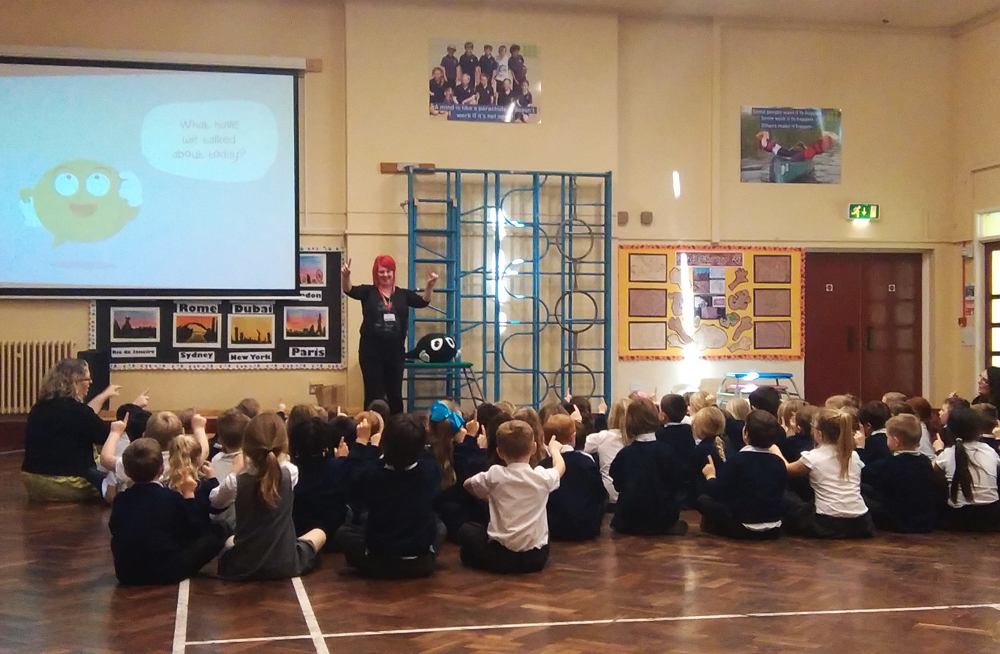 MORE VOLUNTEERS NEEDED TO HELP KEEP CHILDREN SAFE ON THE ISLE OF WIGHT