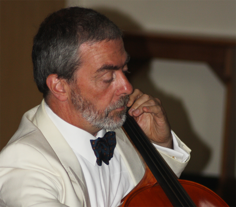 SOLO CELLIST TO PERFORM AT BRADING TOWN HALL
