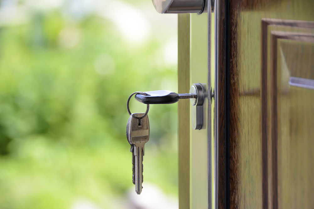 COLD CALLER REMINDER TO ISLAND RESIDENTS
