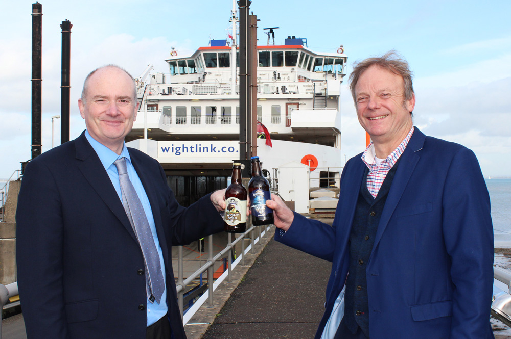 WIGHTLINK AND ISLAND BREWERY TOASTING NEW PARTNERSHIP