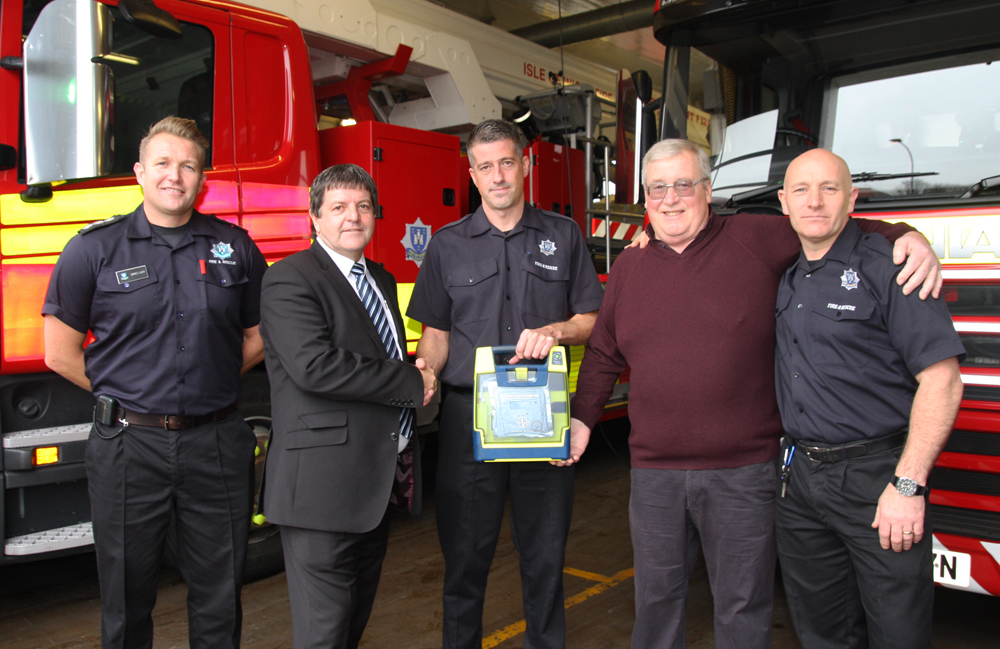 MAN MEETS FIREFIGHTERS WHO SAVED HIS LIFE