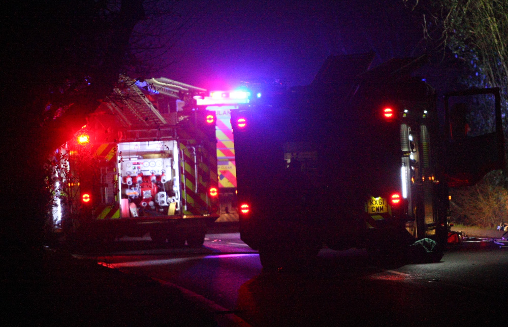 CAR LEAVES THE ROAD ON BEAPER SHUTE