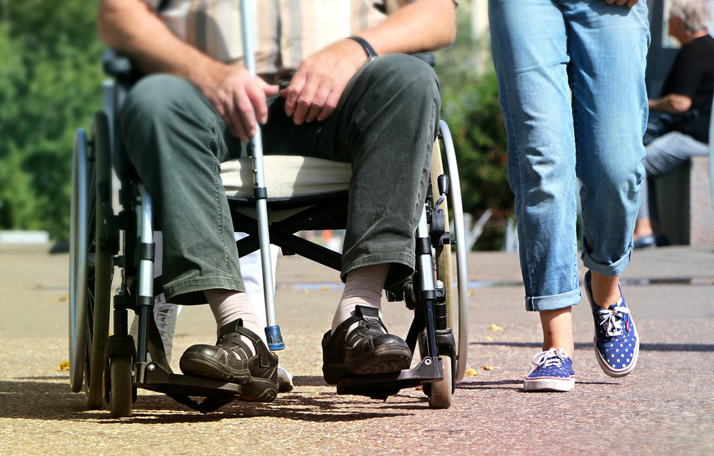 DO YOU HAVE CRUTCHES THAT NEED RETURNING?