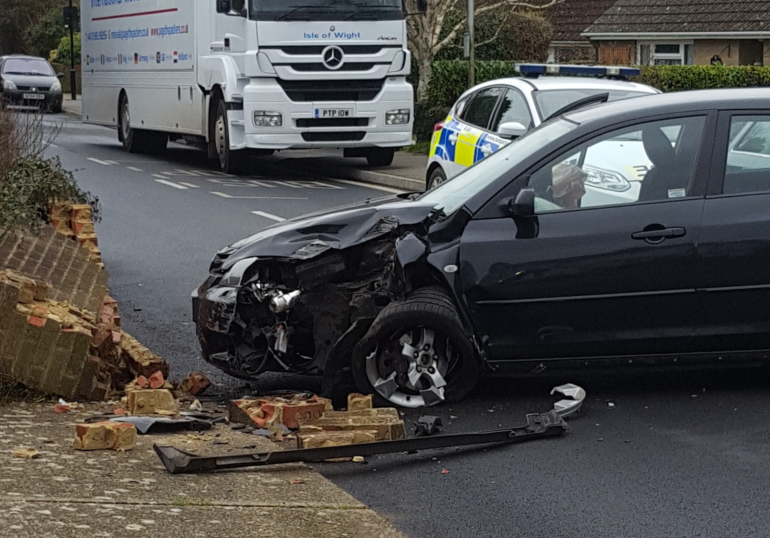 CHILD INJURED IN WINFORD CRASH