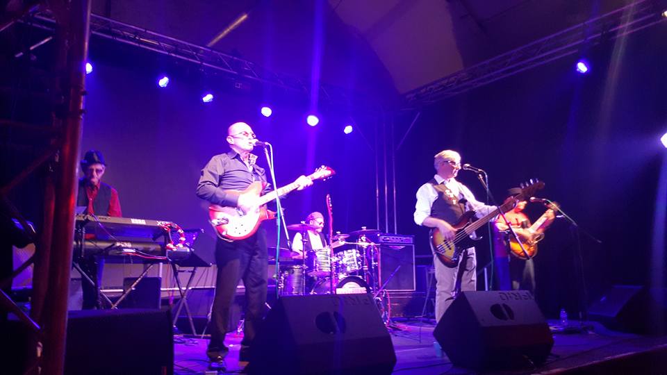 THE UNRAVELLING WILBURYS ROLL UP AT VENTNOR