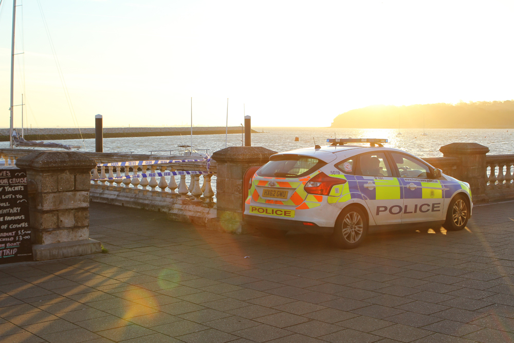 HEAD AND SPINAL INJURIES SUSTAINED IN COWES BOAT CRASH