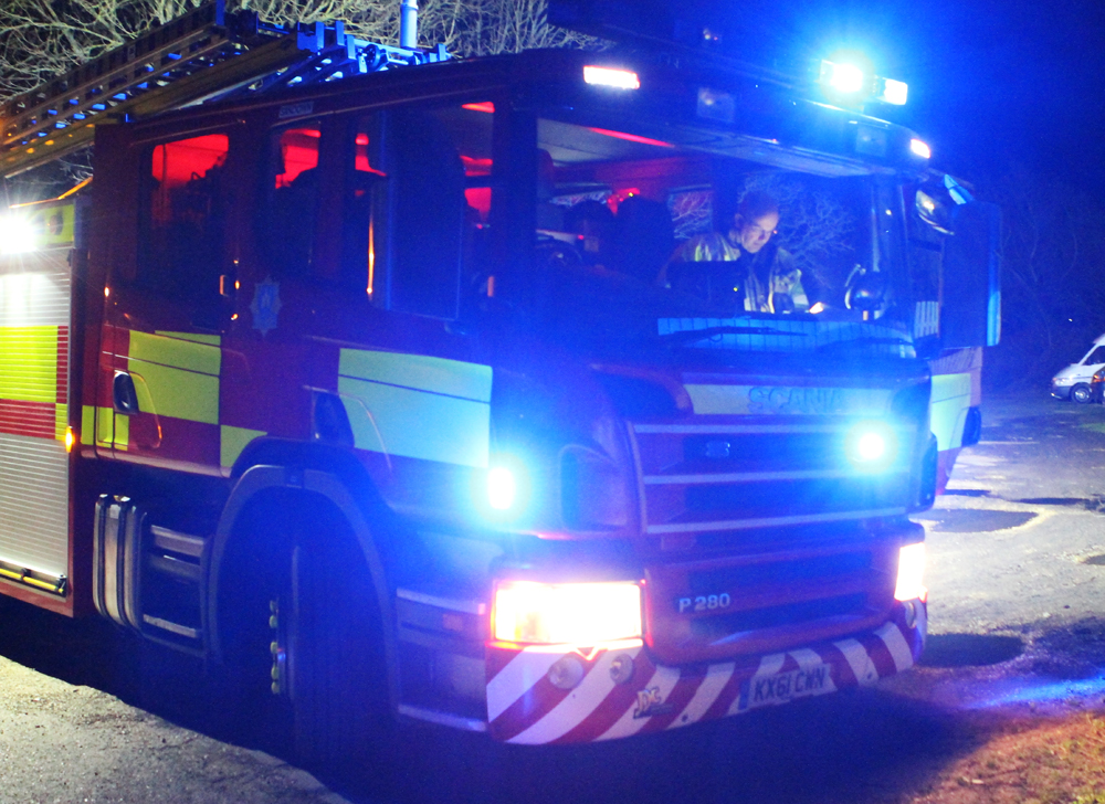 CAR DESTROYED BY FIRE IN SANDOWN