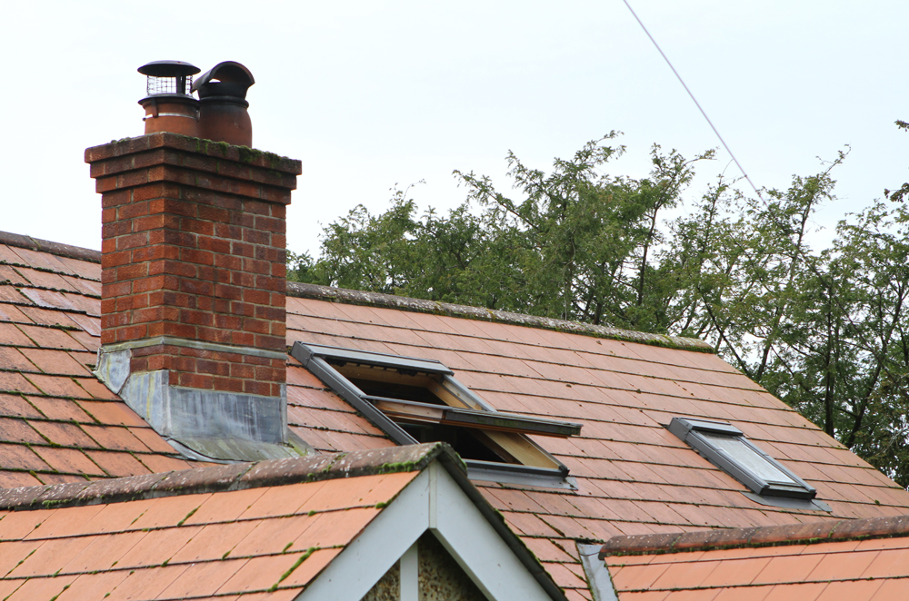 MAN SUFFERS SMOKE INHALATION FOLLOWING CHIMNEY FIRE
