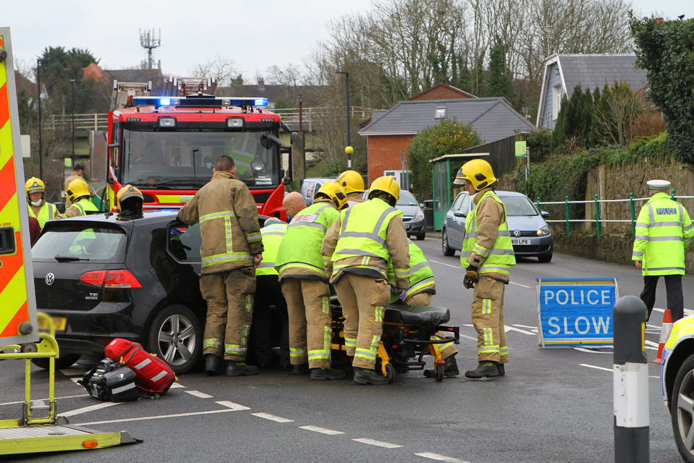 EMERGENCY RESPONSE TO LAKE CRASH