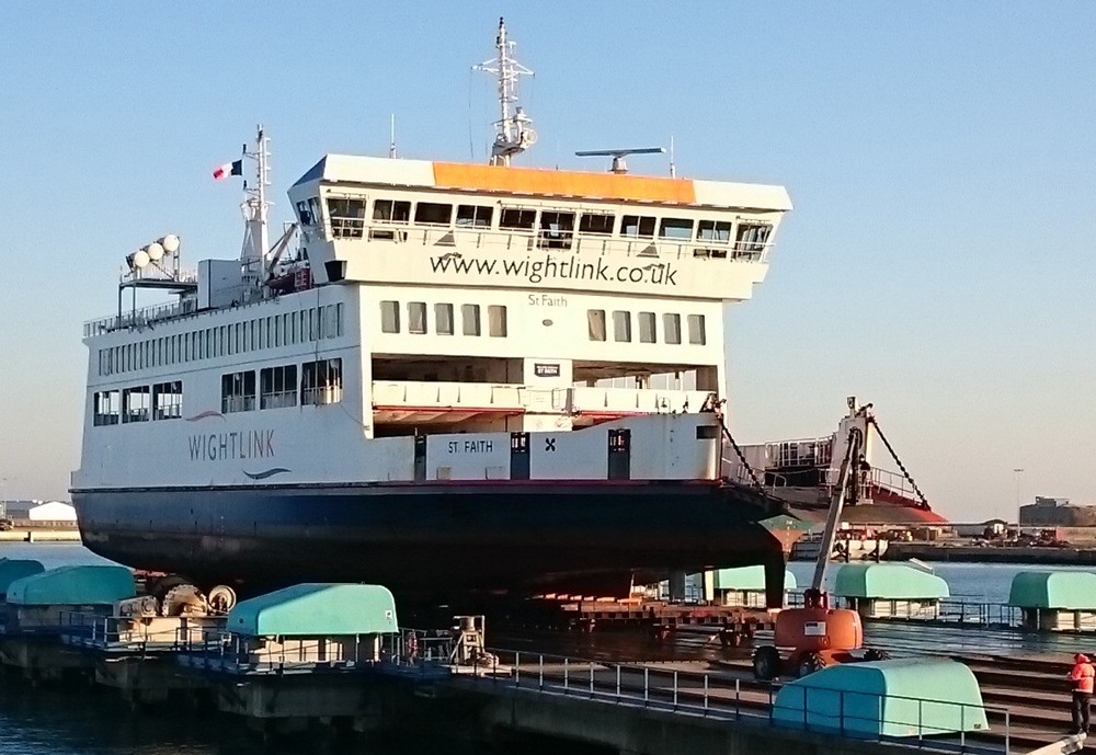 BURGESS MARINE COMPLETES WIGHTLINK REFITS