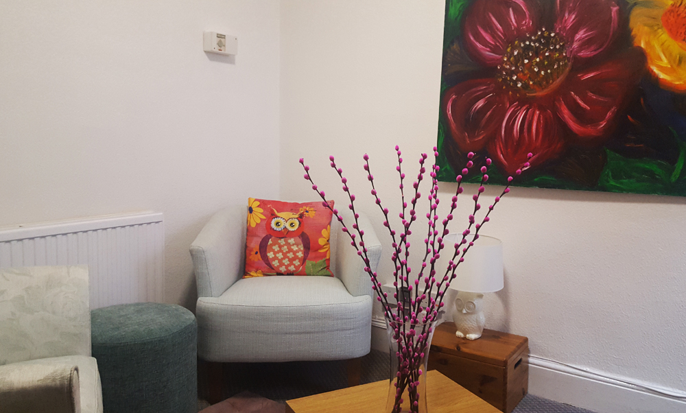 VOLUNTEERS GIVE YOUTH TRUST A MAKEOVER