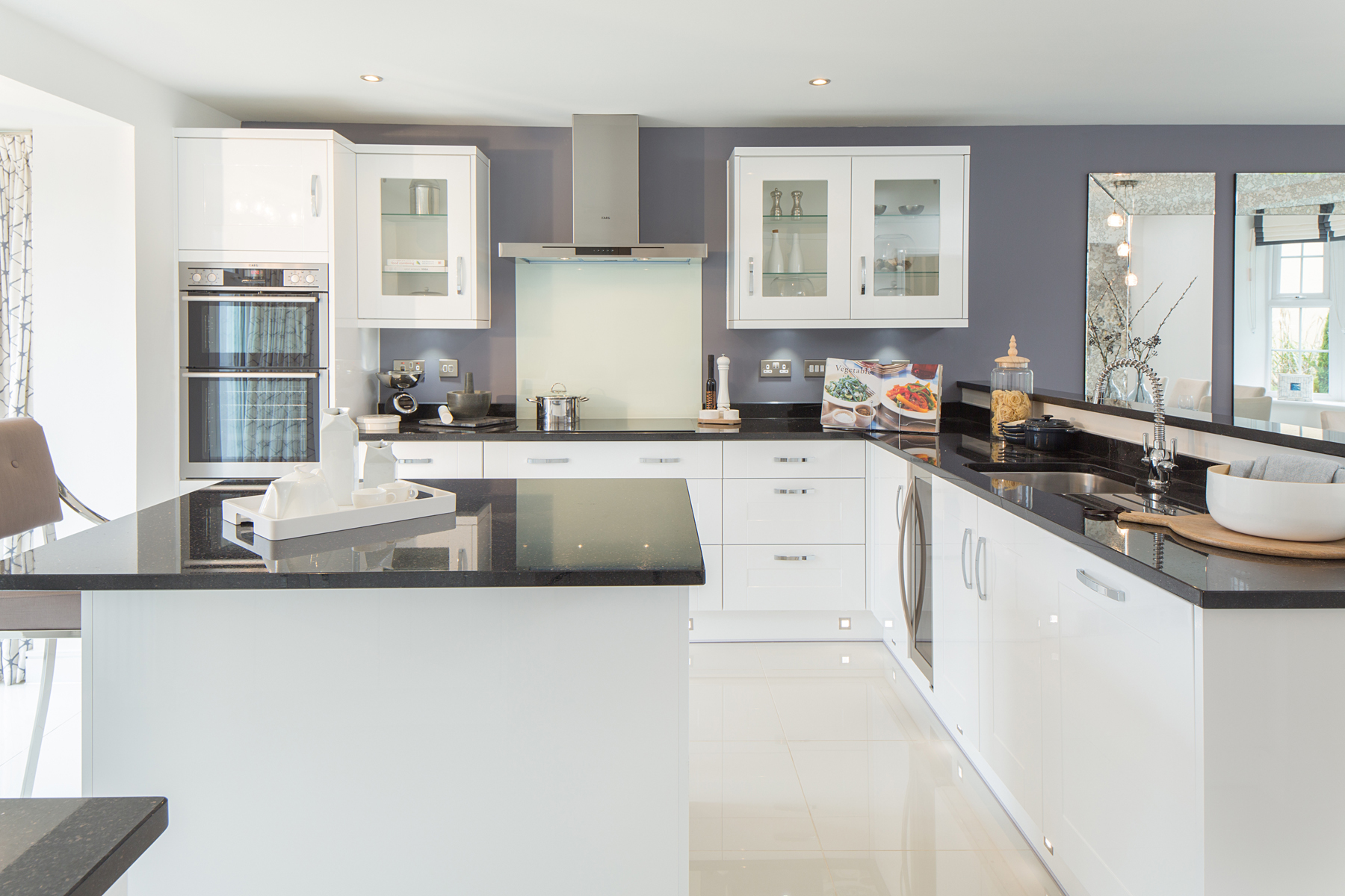 ISLAND HOMEOWNERS OPT FOR ECLECTIC INTERIOR STYLE