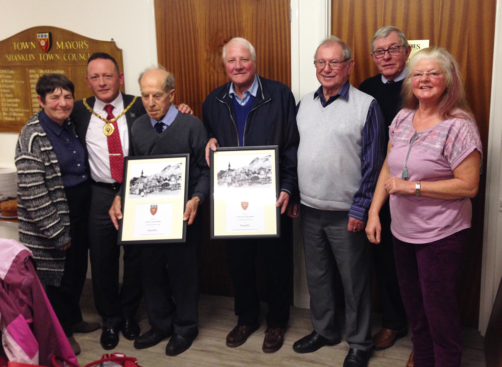 SHANKLIN RECOGNISES RETIRING COUNCILLORS