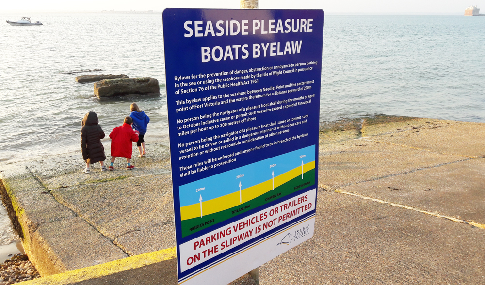 GREEN PARTY CANDIDATE CONDEMNS COUNCIL ON BEACH SAFETY