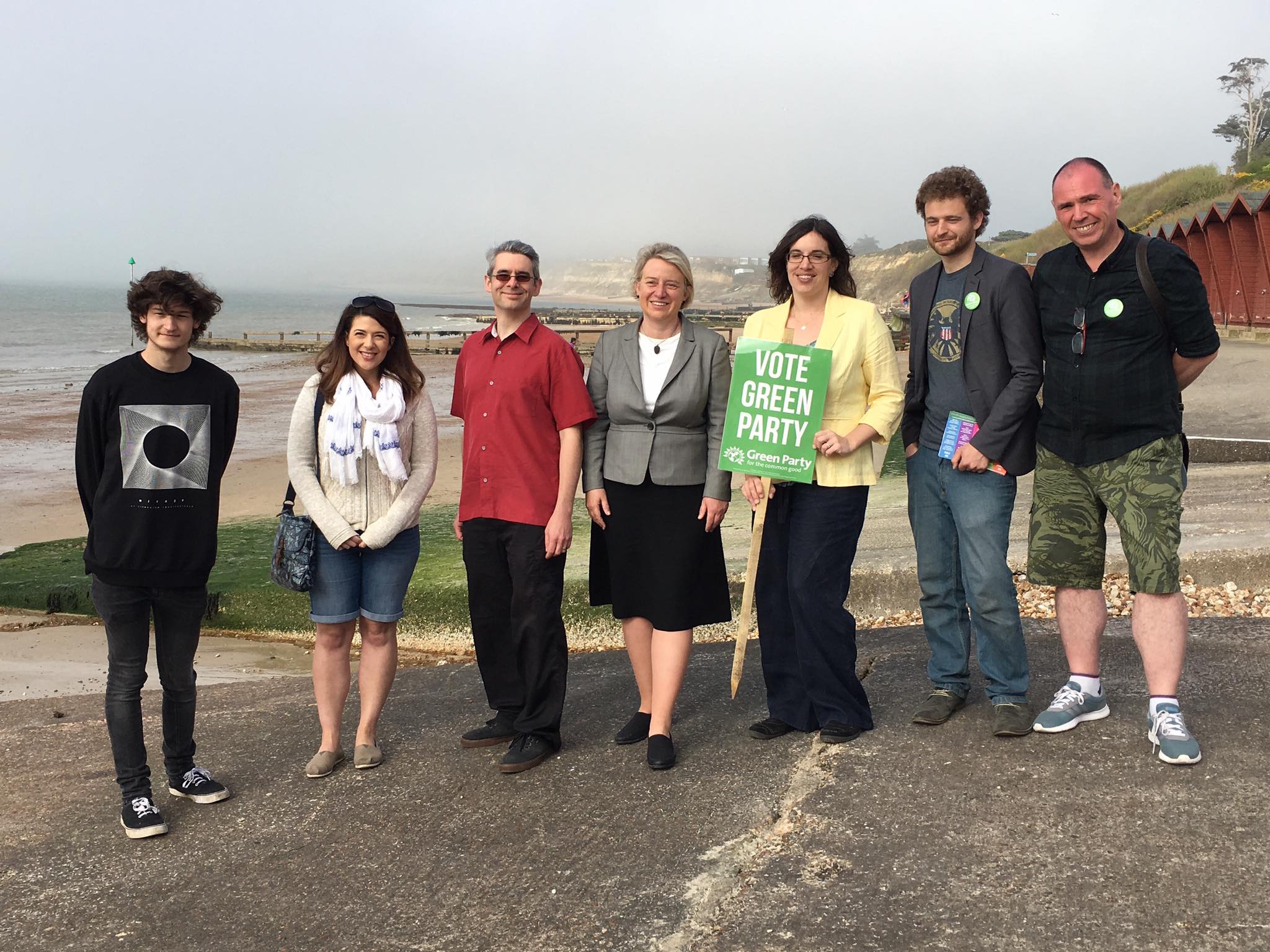 NATALIE SHOWS SUPPORT FOR ISLAND GREENS IN LOCAL ELECTIONS
