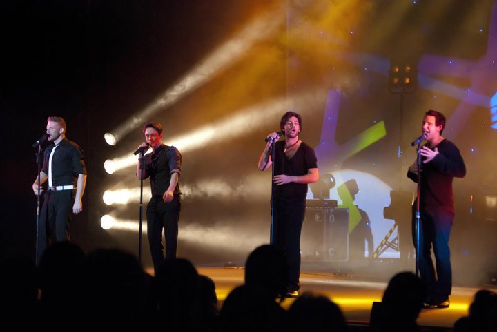 TAKE THAT TRIBUTE ACT HEAD TO THE ANCHOR