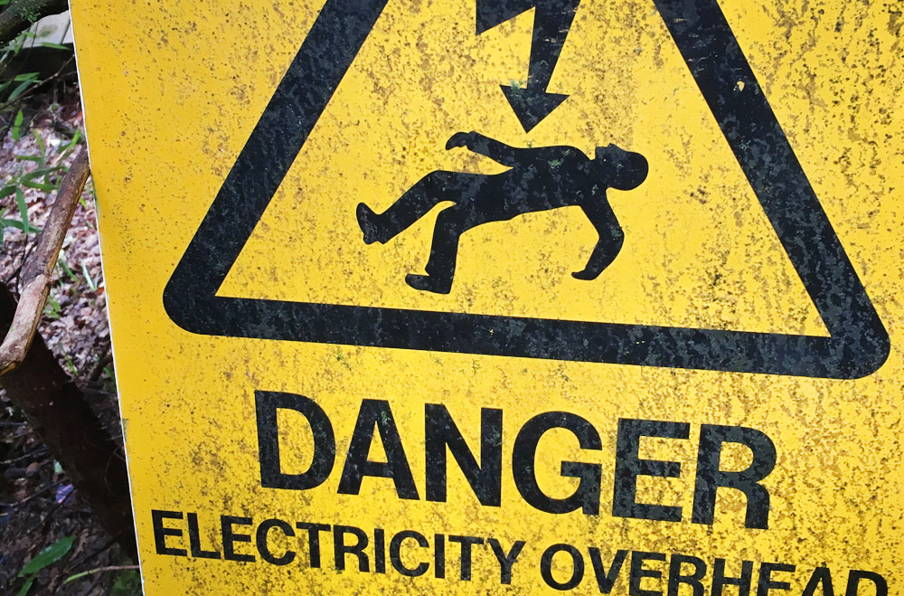 HIGH-FLYERS URGED TO PLAY SAFE AROUND ELECTRICAL EQUIPMENT