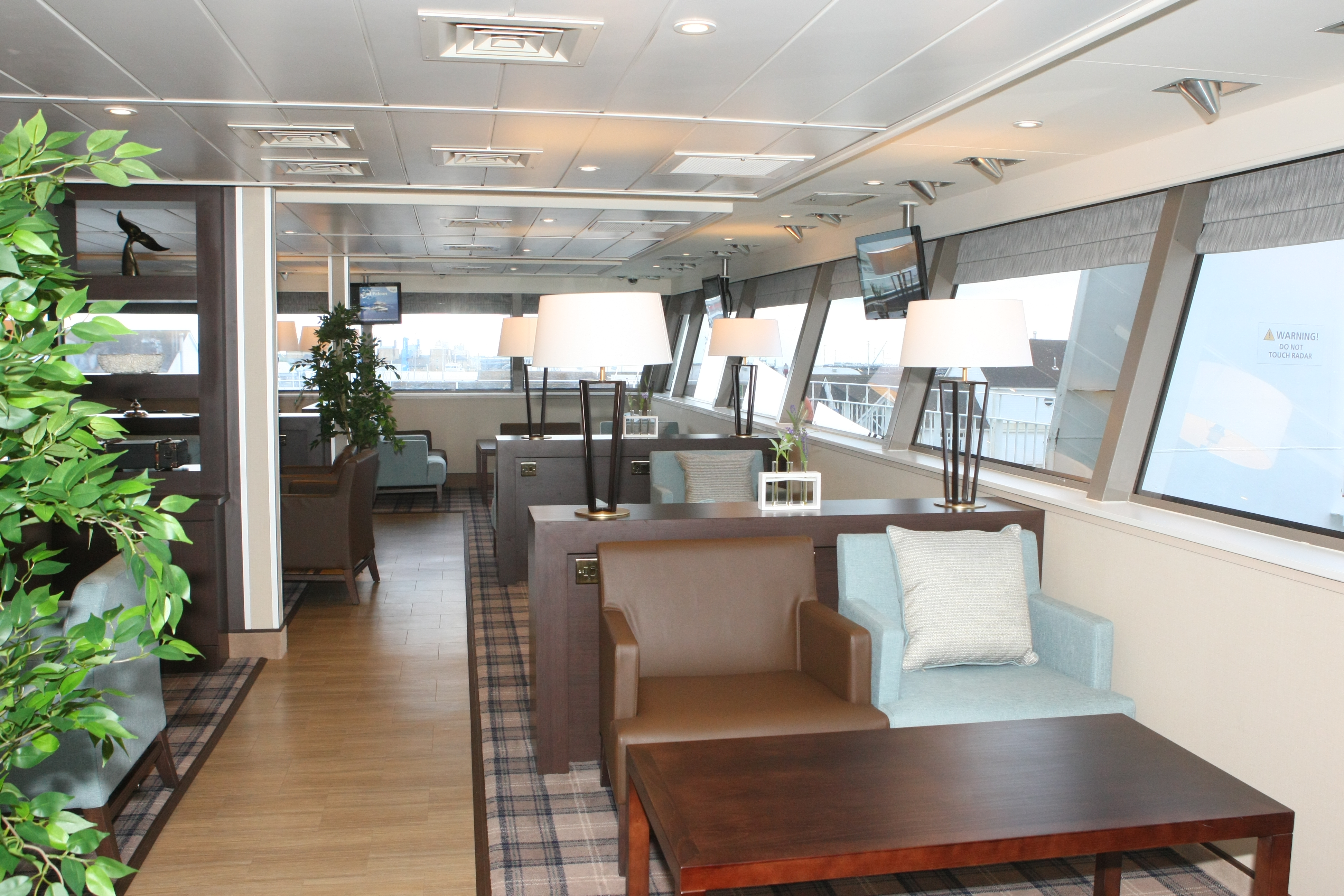NEW SIGNATURE LOUNGE OPENS ON RED FUNNEL