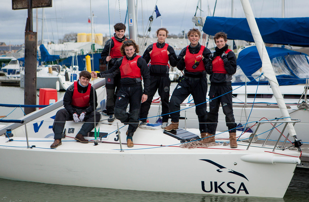 UKSA CELEBRATES SUCCESS OF FURTHER EDUCATION STUDENTS