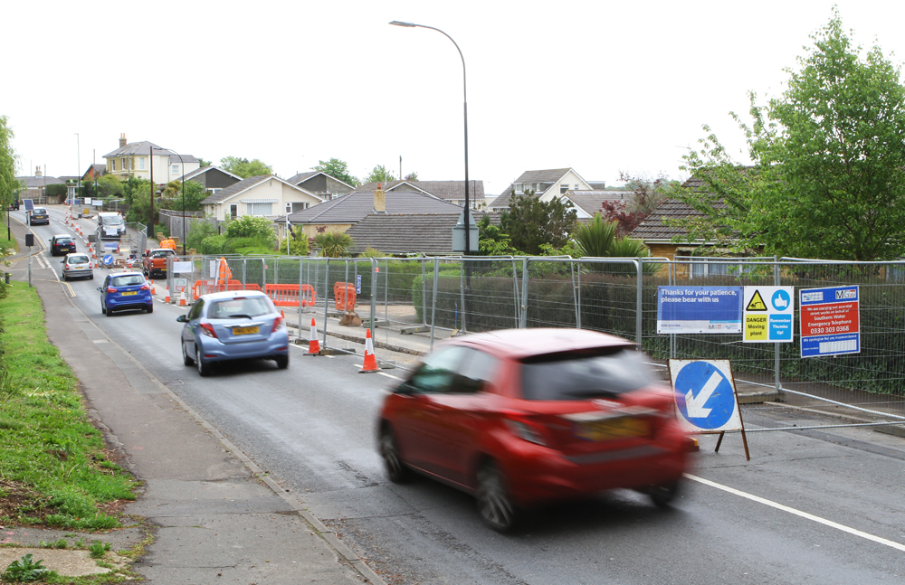 BRADING TRAFFIC NIGHTMARE TO CONTINUE FOR ANOTHER 3 WEEKS