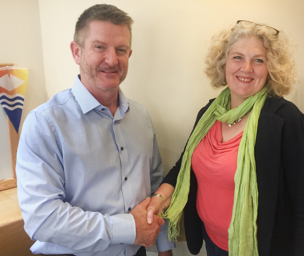 PRO-LINK GROUP SUPPORT INDEPENDENT PARLIAMENTARY CANDIDATE
